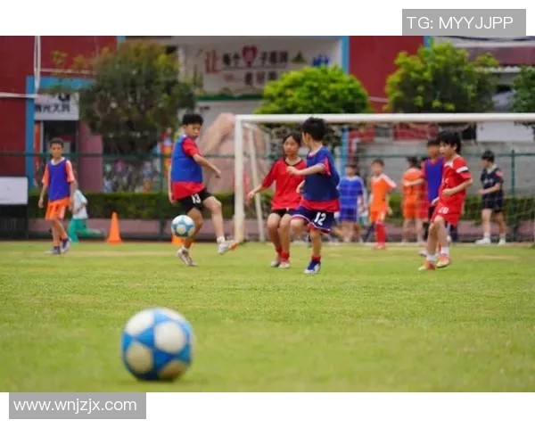 足球明星如何教育儿子培养未来运动员的成功之路与人生观 足球明星如何教育儿子培养未来运动员的成功之路与人生观